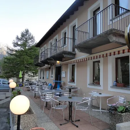 Ristorante Garni Lavizzara *