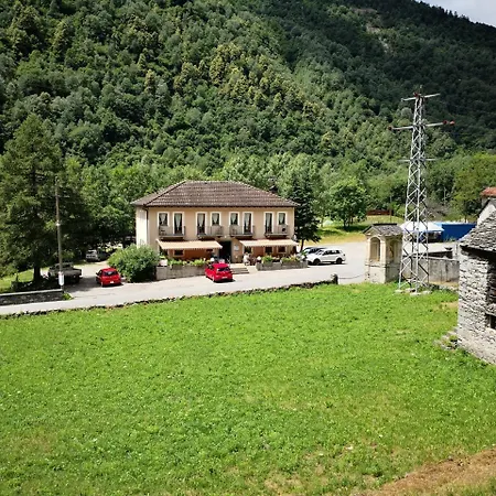 Inn Ristorante Garni Lavizzara *
